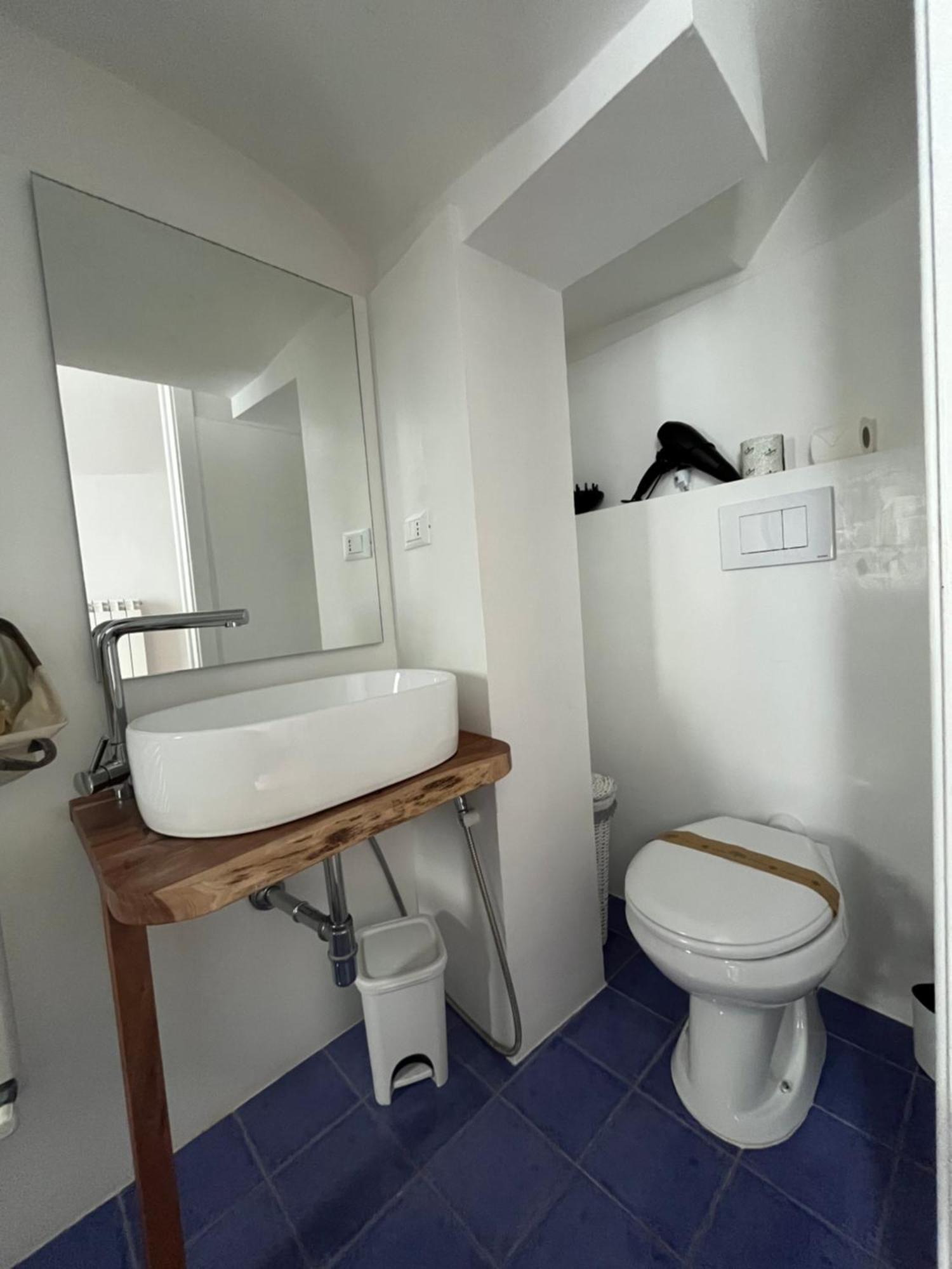 Ostuni 21Mqsuitehomes, Appartamento Con Mini Piscina Privata, Appartamenti Con Vasca Idromassaggio & Appartamenti Standard Exterior foto