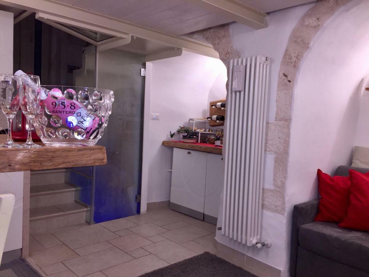 Ostuni 21Mqsuitehomes, Appartamento Con Mini Piscina Privata, Appartamenti Con Vasca Idromassaggio & Appartamenti Standard Exterior foto