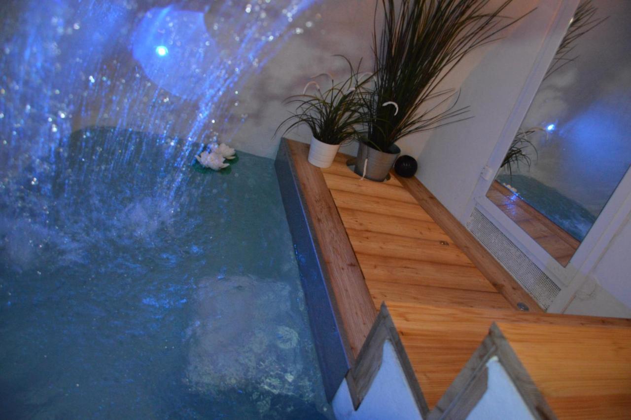 Ostuni 21Mqsuitehomes, Appartamento Con Mini Piscina Privata, Appartamenti Con Vasca Idromassaggio & Appartamenti Standard Exterior foto
