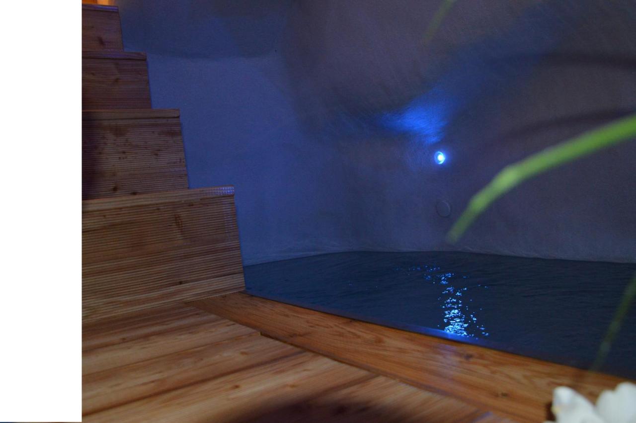 Ostuni 21Mqsuitehomes, Appartamento Con Mini Piscina Privata, Appartamenti Con Vasca Idromassaggio & Appartamenti Standard Exterior foto